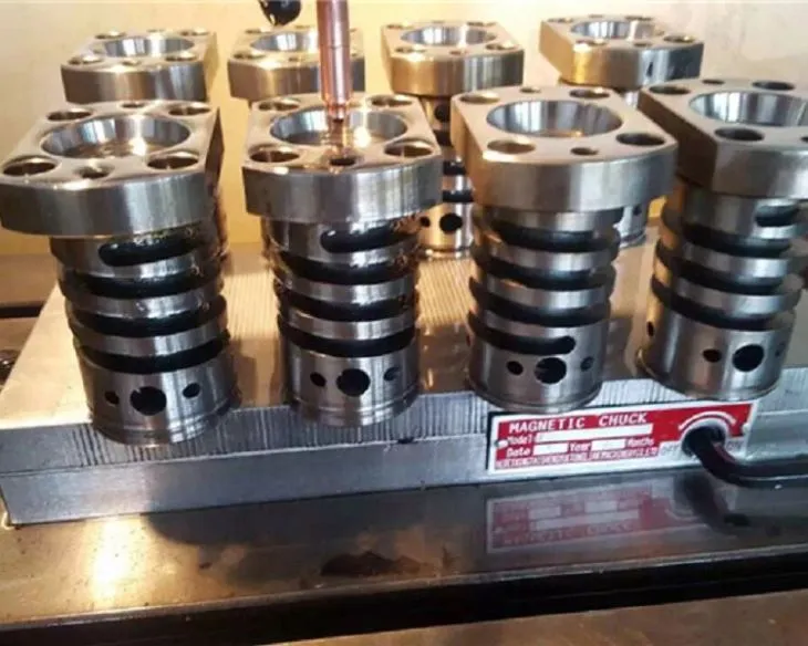 TI boutèy Preform Moule ak solèy cho