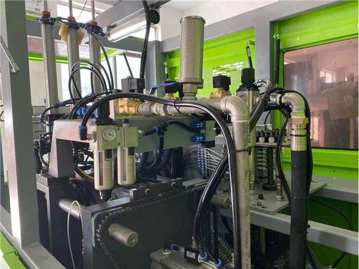 Automatic PET Stretch Blow Making Machines